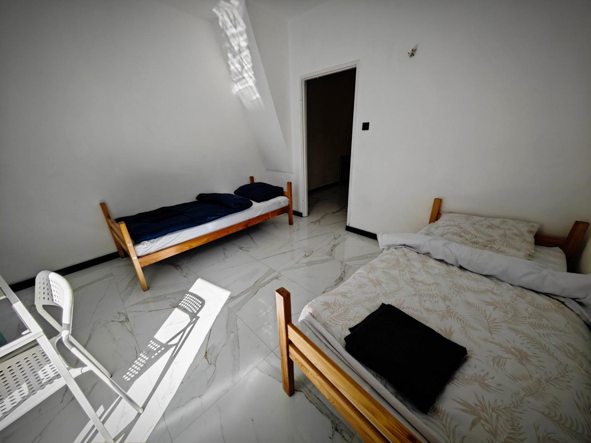 Pod Jasna Gora 2 2 Lazienki, Na Parterze Czestochowa